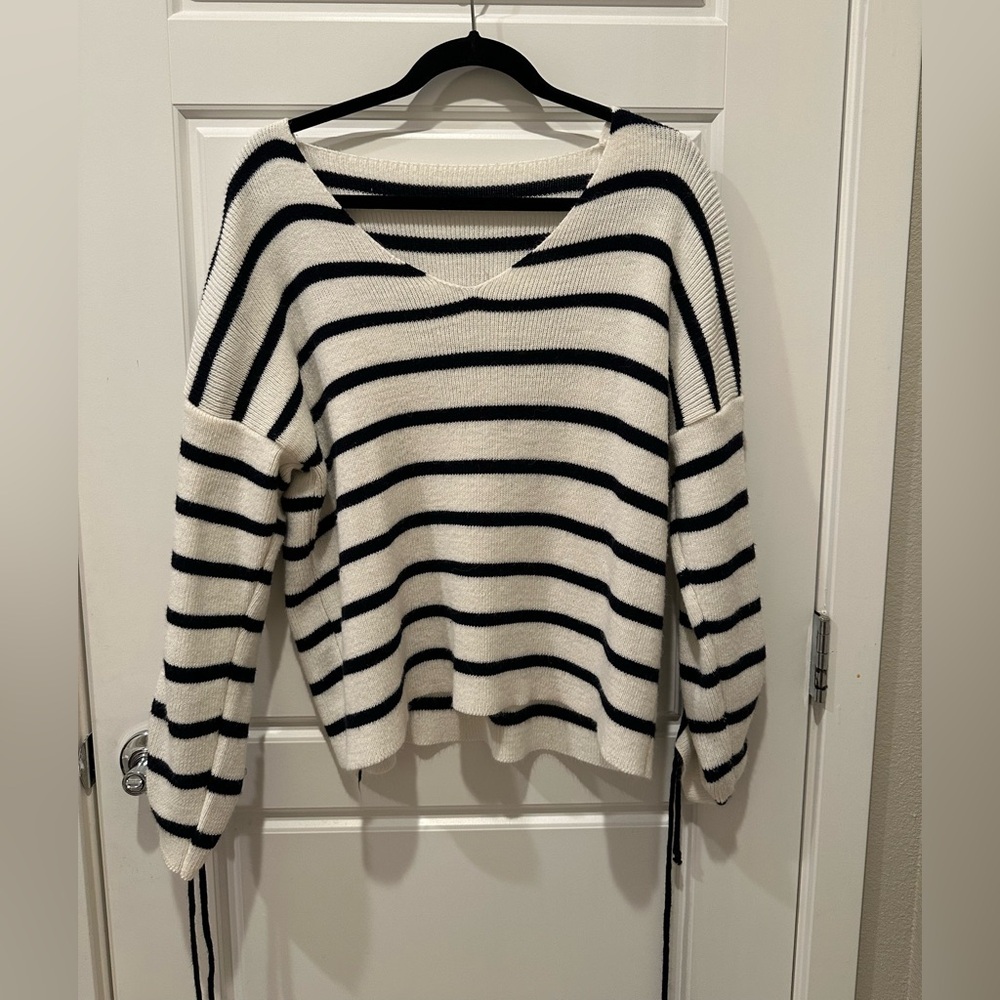 White and Black Striped Knit Sweater with Side Tie Sleeves